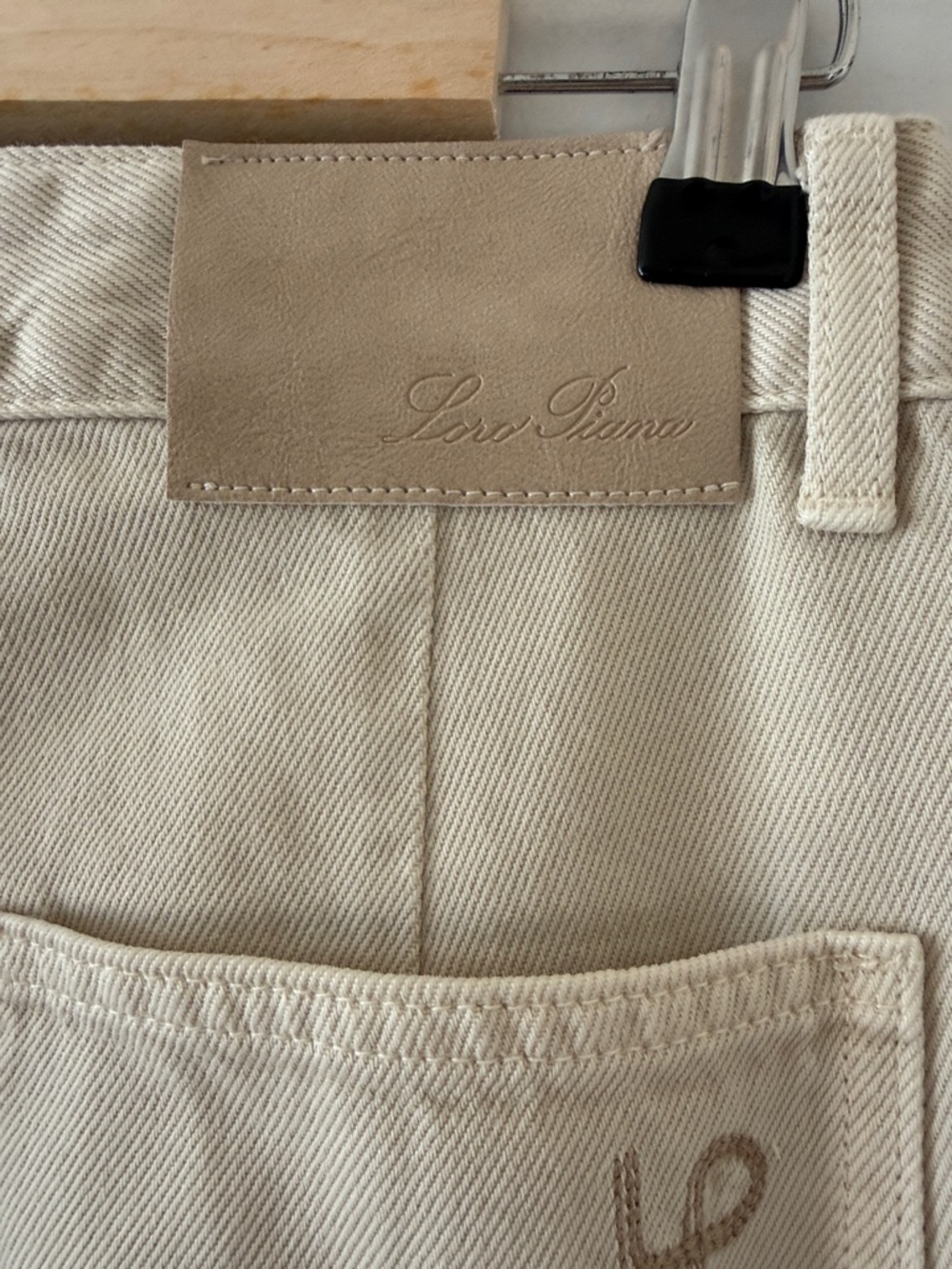 Loro Piana Wide-Leg High-Rise Jeans - Picture 7 of 14